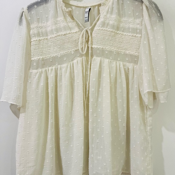 Off white blouse size XS - Picture 5 of 10